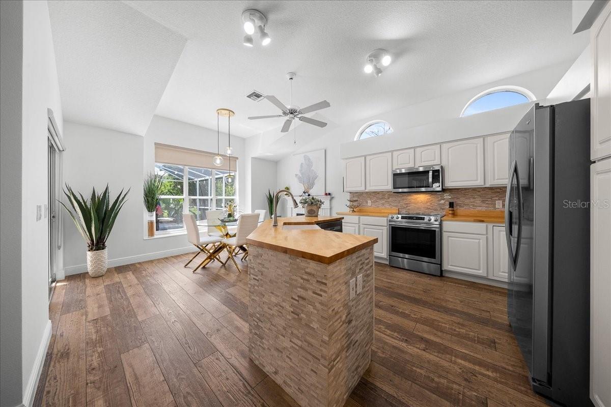 VILLAGES SUMTER - Residential