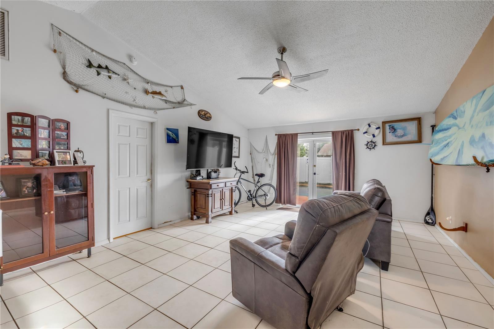 FLORIDA SHORES 17 REV - Residential