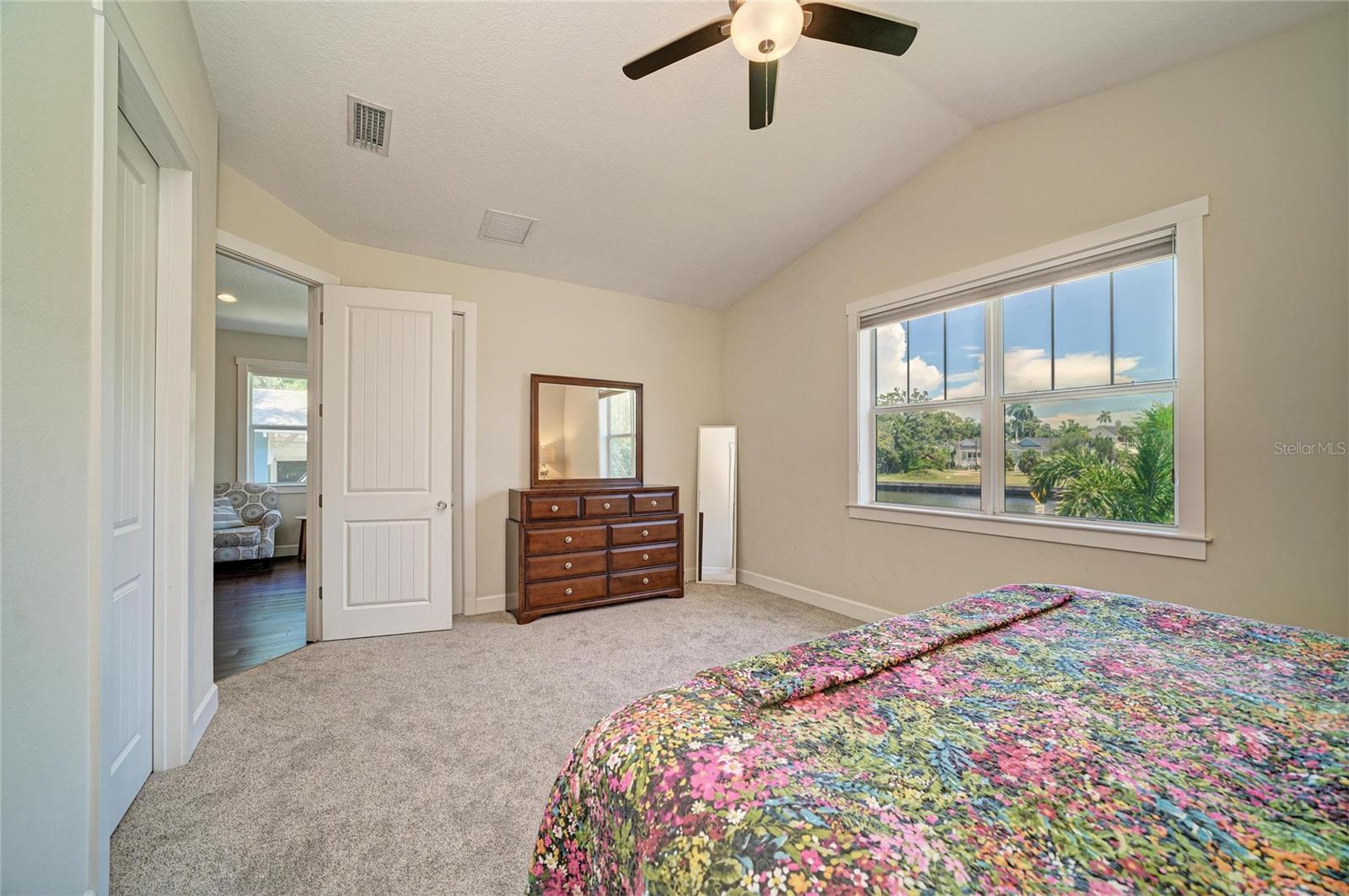 BAY VIEW PARK - Residential