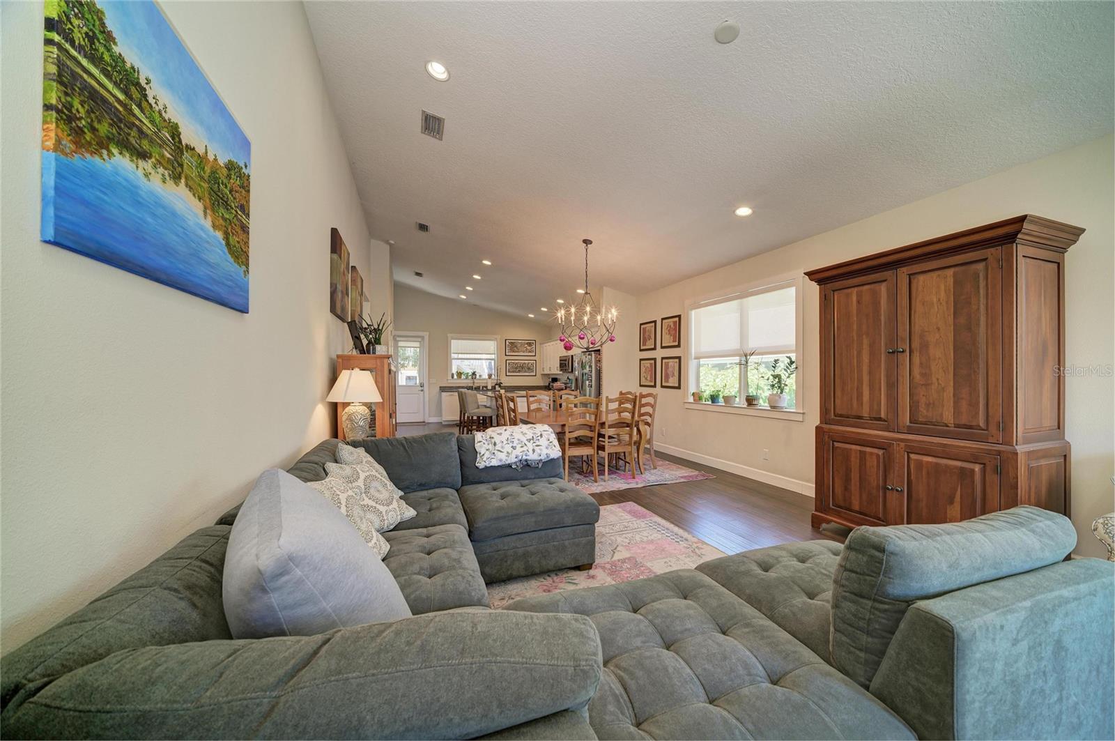 BAY VIEW PARK - Residential