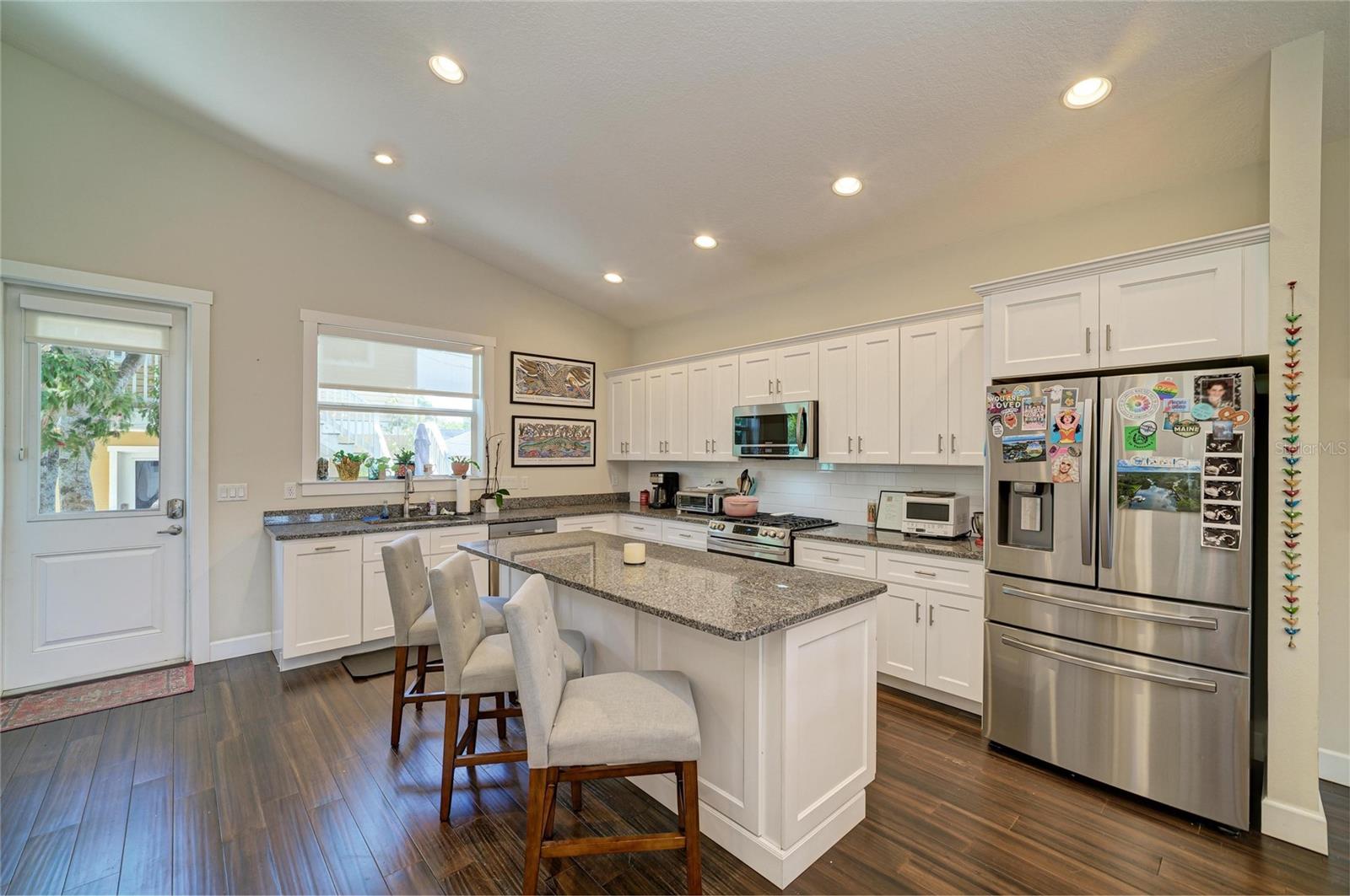 BAY VIEW PARK - Residential