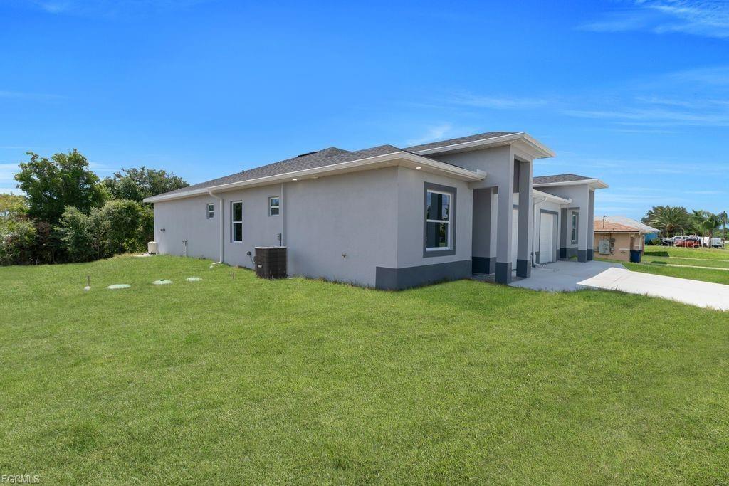 LEHIGH ESTATES - Residential Income