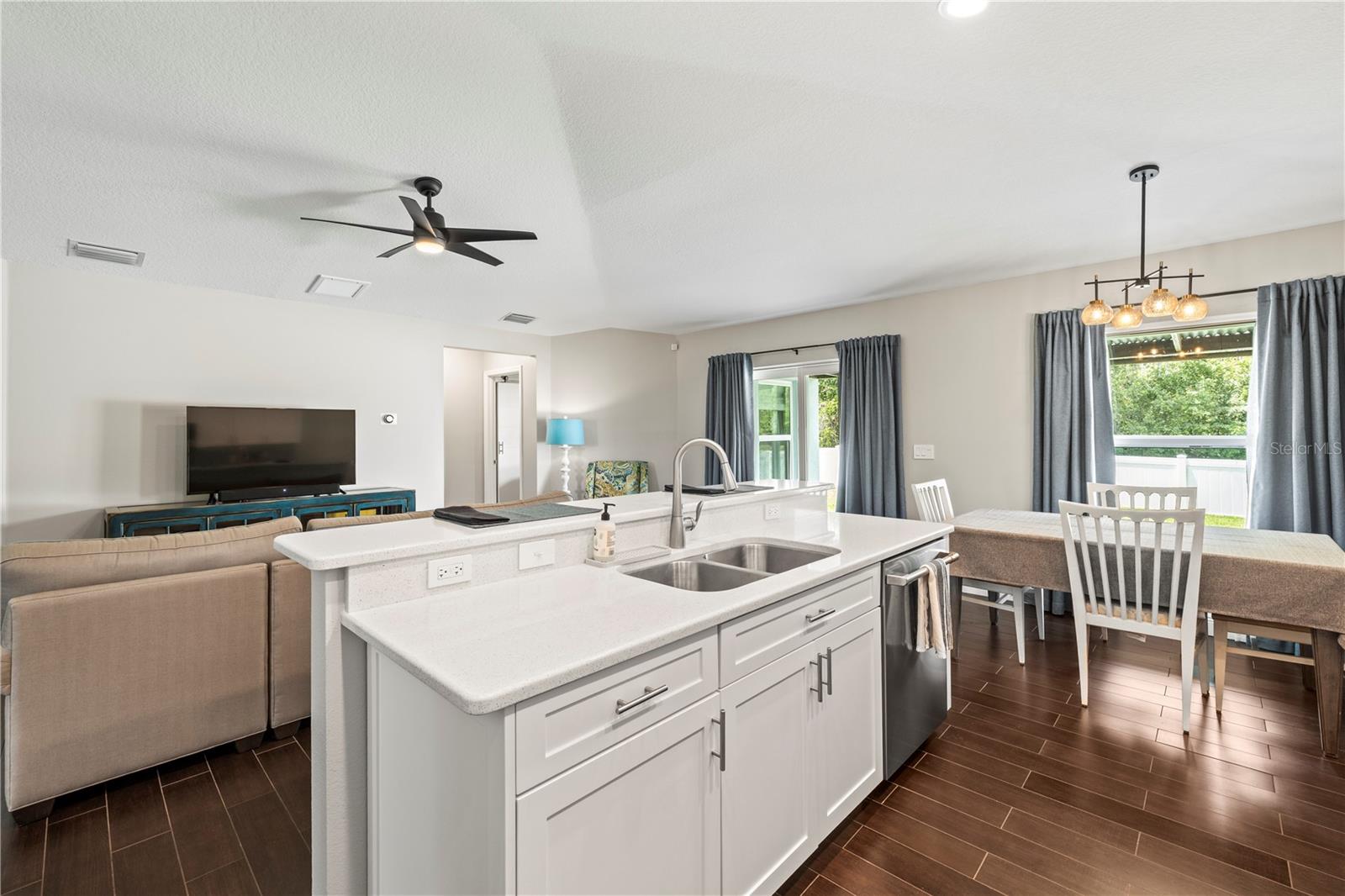 MEADOW POINTE 03 PH 01 UNIT 1A - Residential