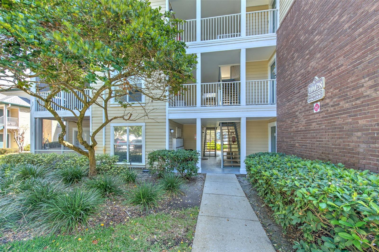 THE LANDINGS OF TAMPA A CONDOM - Residential
