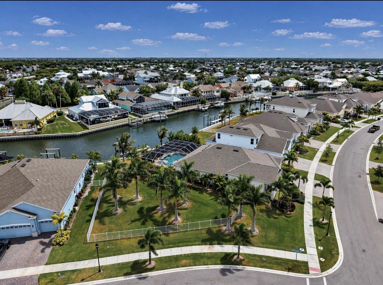 MIRABAY - Residential