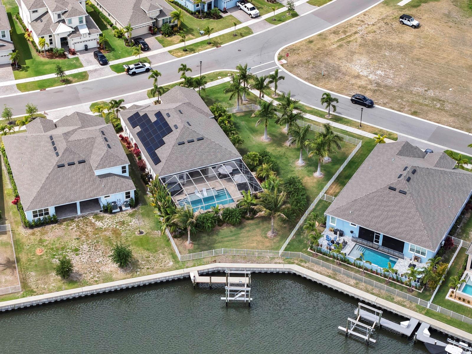 MIRABAY - Residential