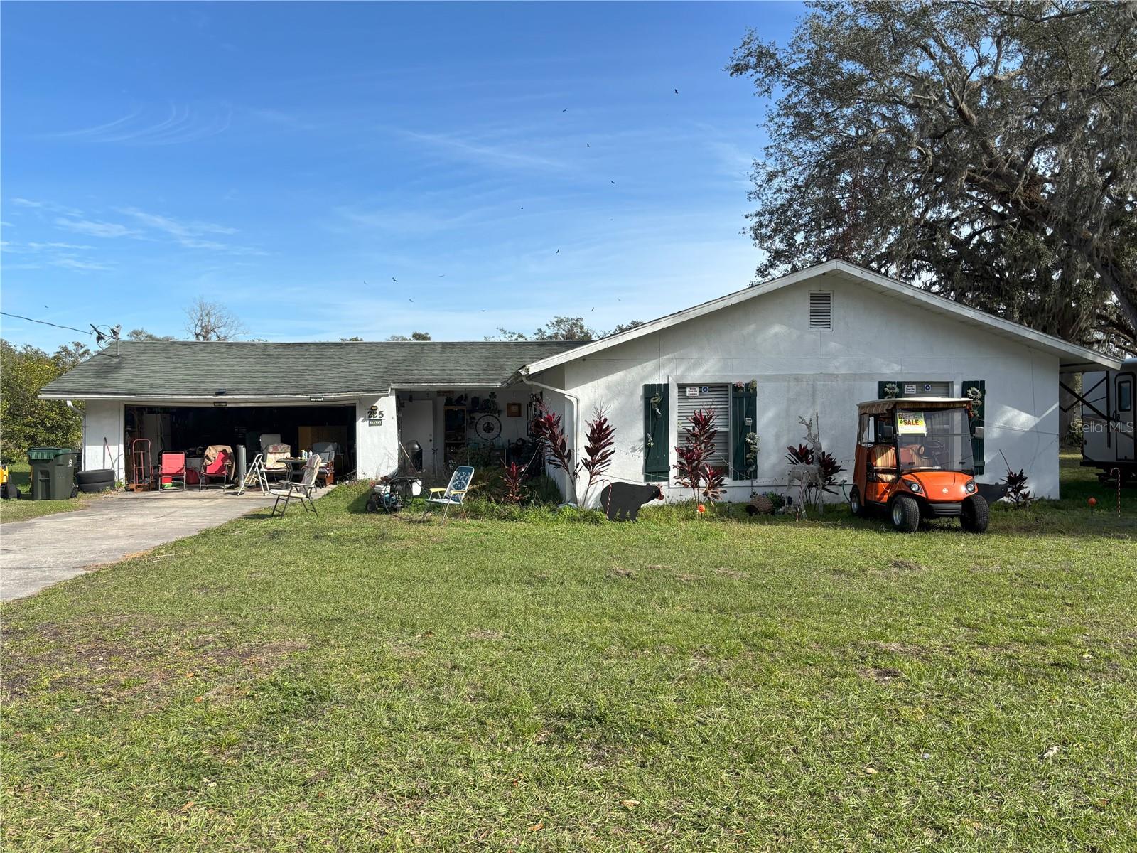 PRICE REDUCTION.  Great location but needs TLC.     Property is being sold As-Is and is a cash deal.   Conveniently located to downtown Bushnell, Webster Flea Market, Center Hill.   Easy access to I-75.   Approximately one hour to Tampa and/or Orlando.