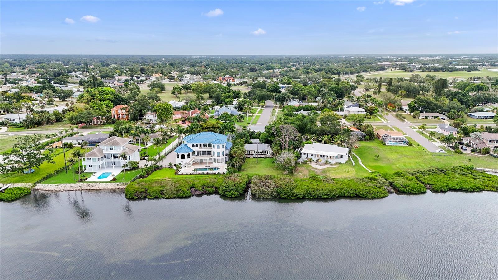 WHITFIELD ESTATES UNIT 1 - Residential