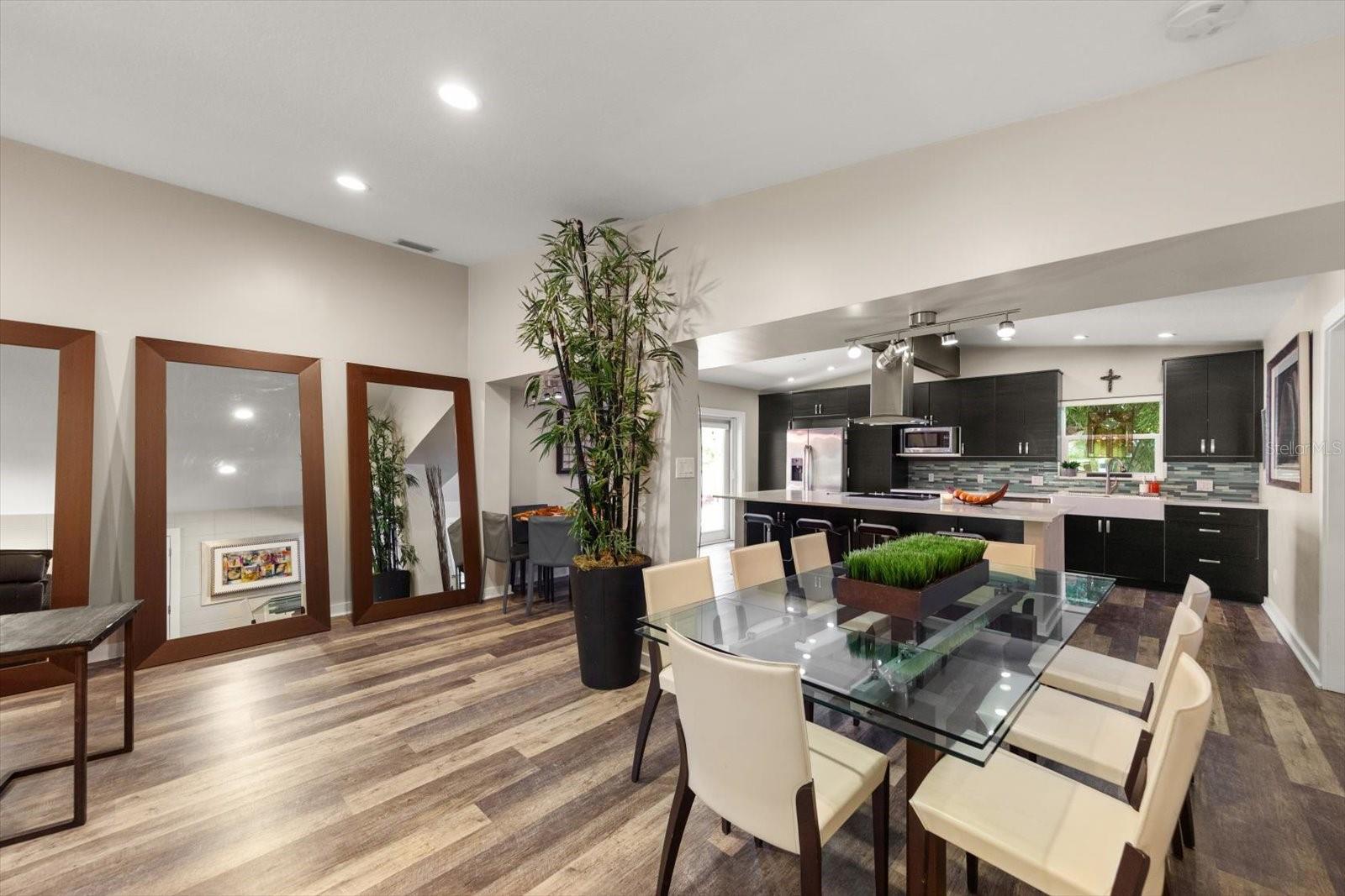 SHIRLEY MANOR SUB - Residential