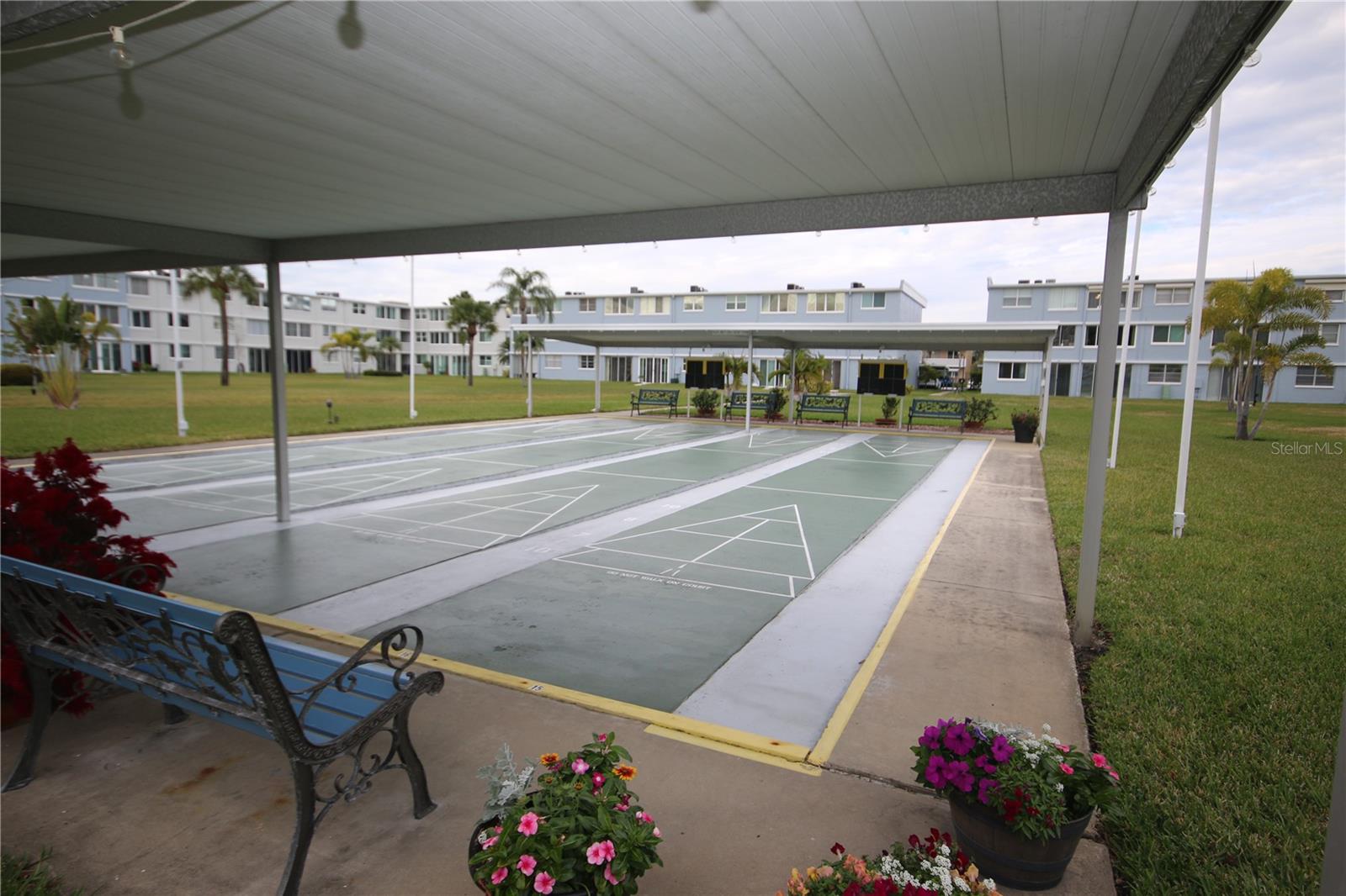 WINSTON PARK NORTHEAST - Residential