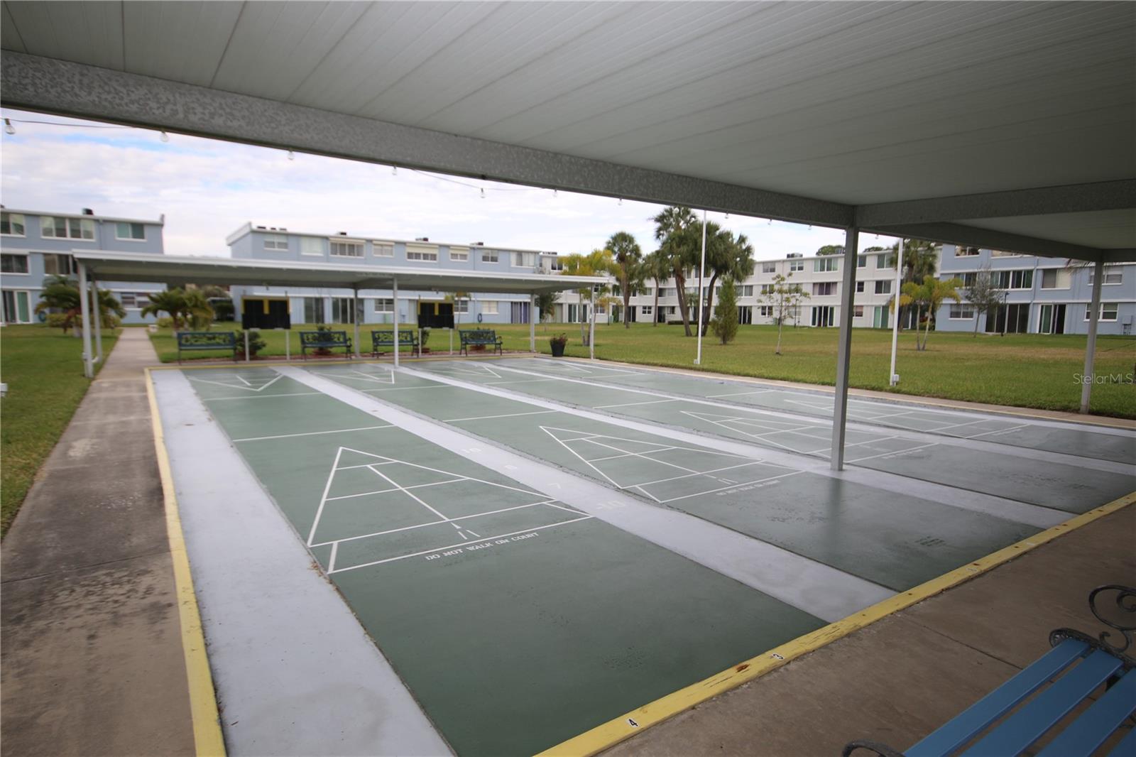 WINSTON PARK NORTHEAST - Residential