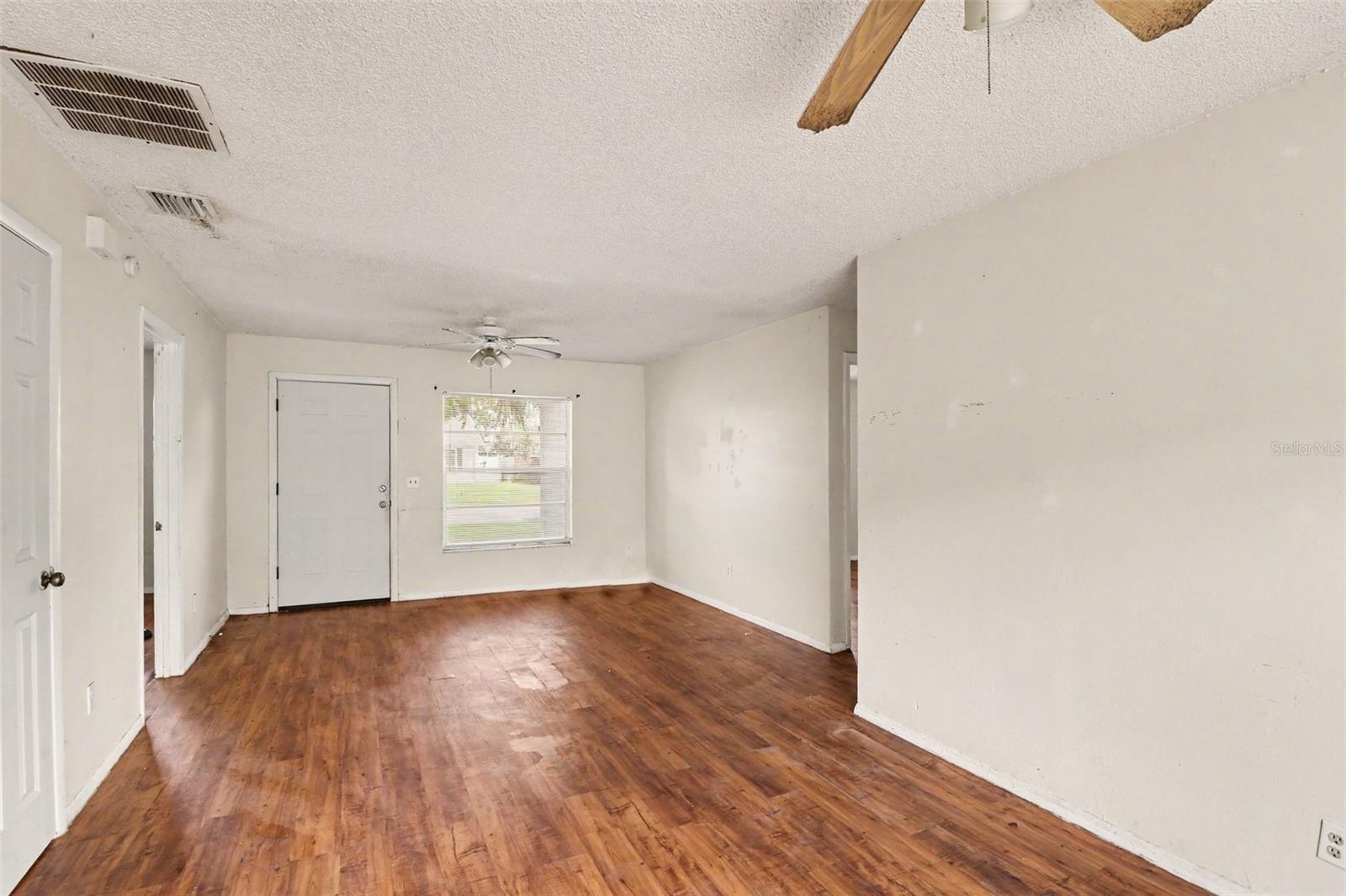 BVL UNIT 8 - Residential