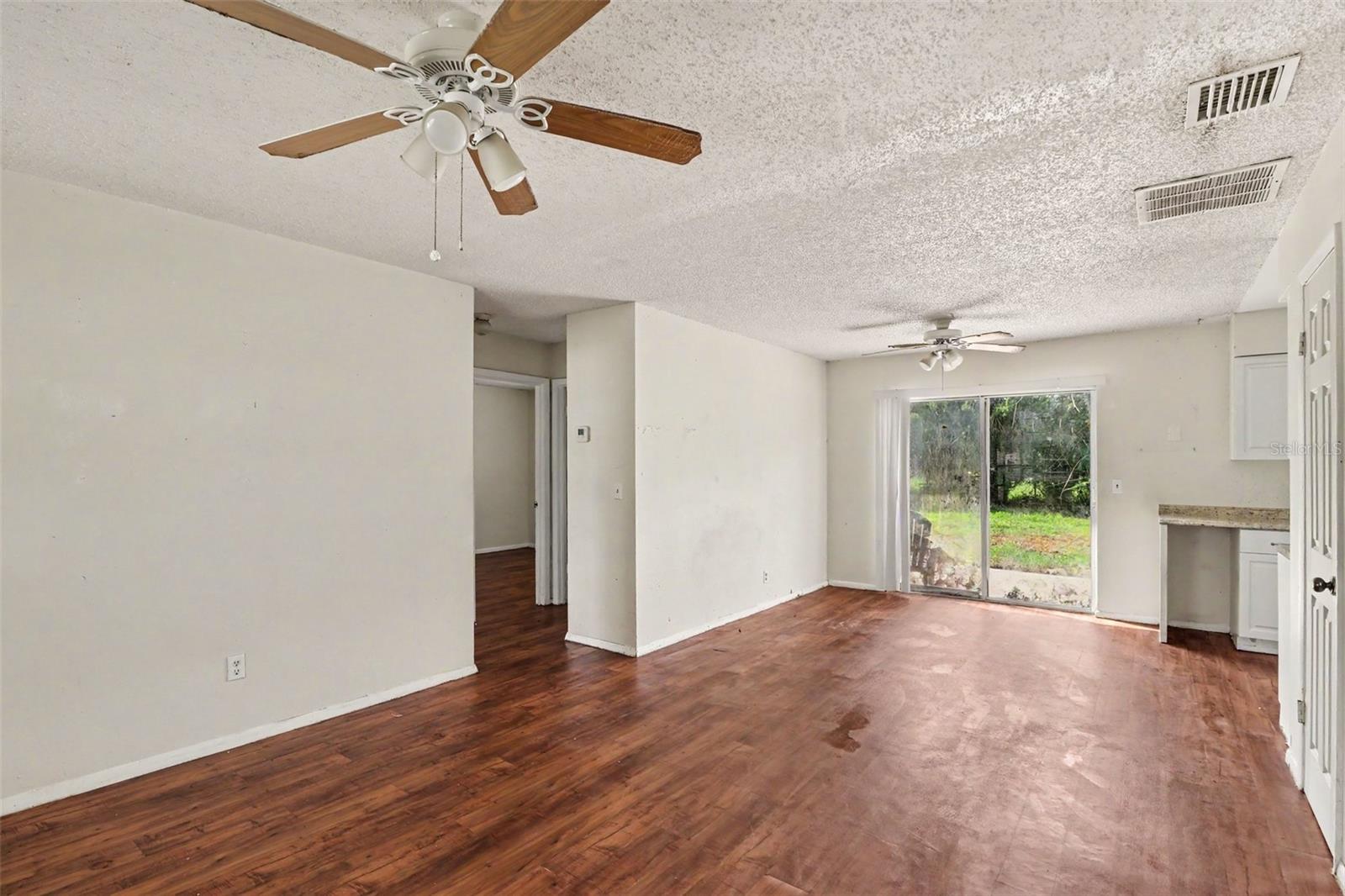 BVL UNIT 8 - Residential