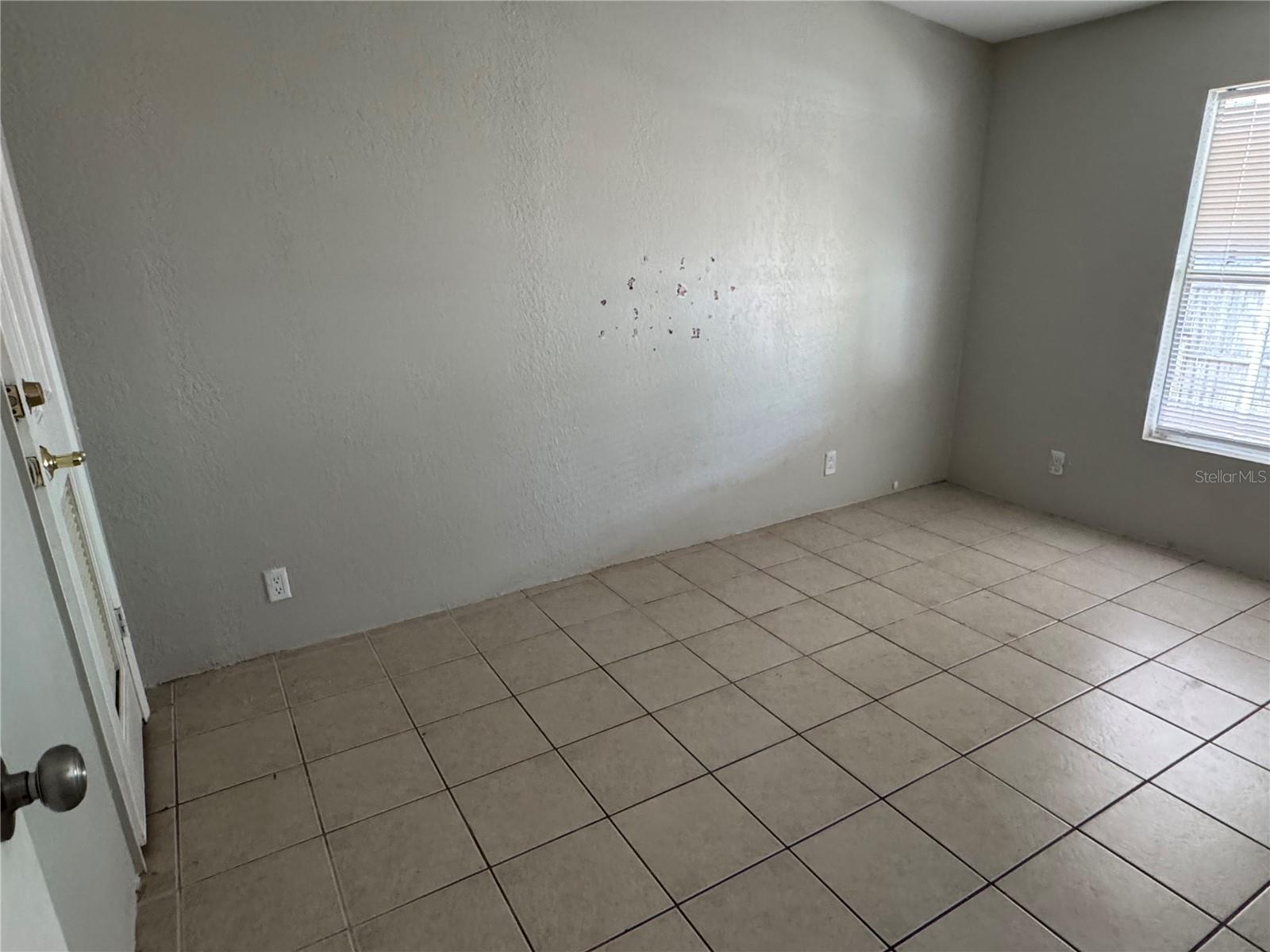 COMMONWEALTH MOBILE ESTATES ADD 02 - Residential