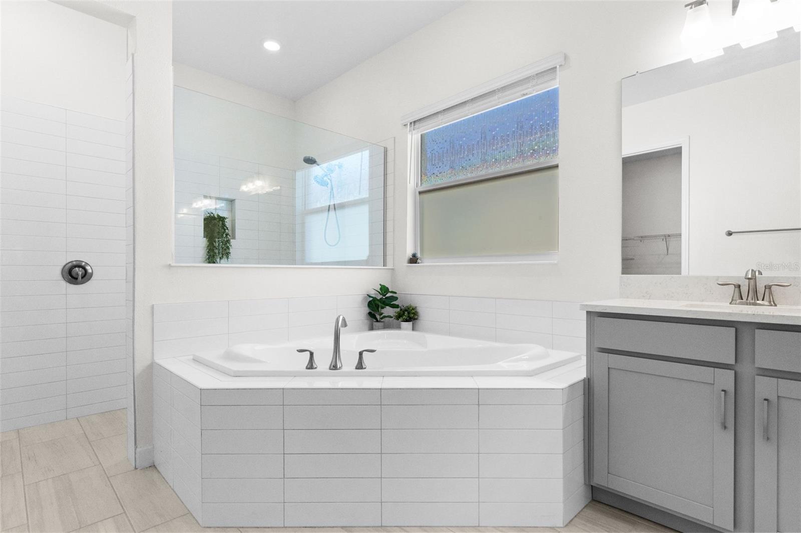 PROSPERITY LAKES PH I SUBPH IA - Residential