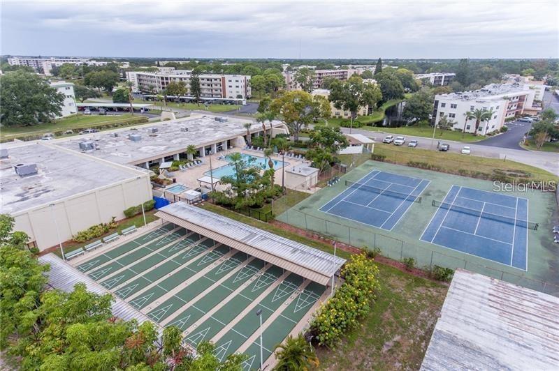 FIVE TOWNS OF ST PETE - Residential