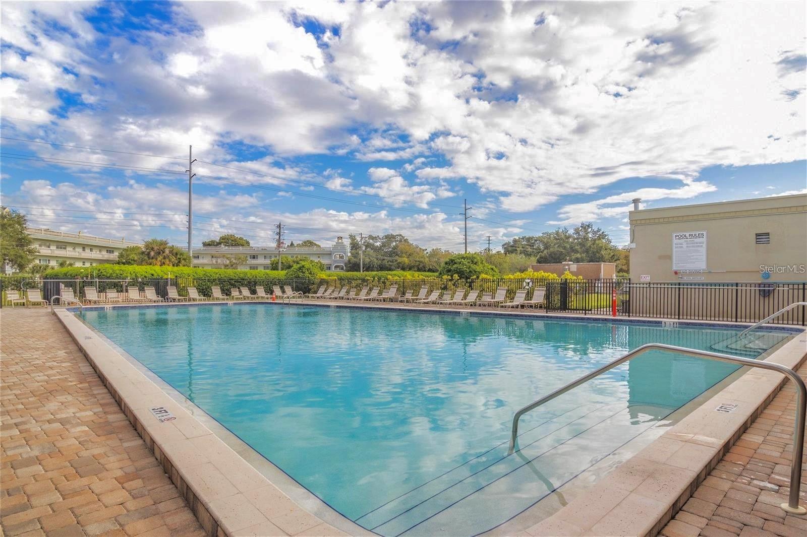 ON TOP OF THE WORLD - Residential Lease