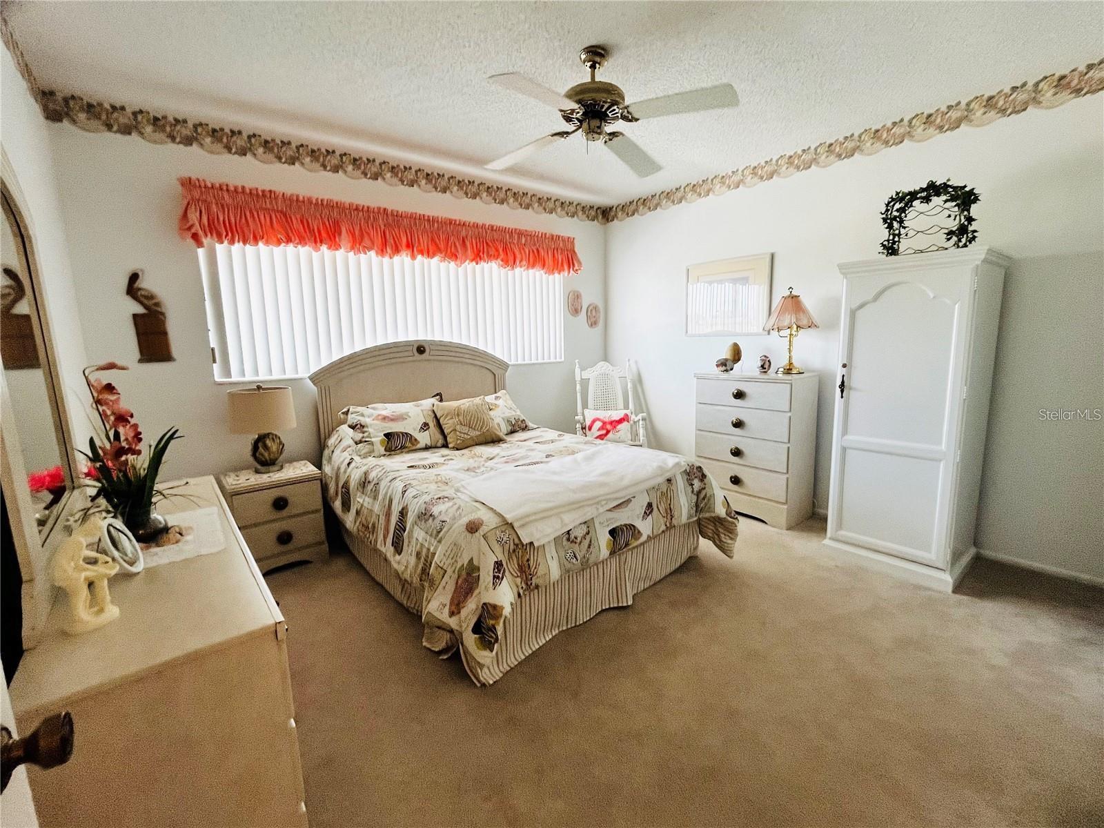 ON TOP OF THE WORLD - Residential Lease