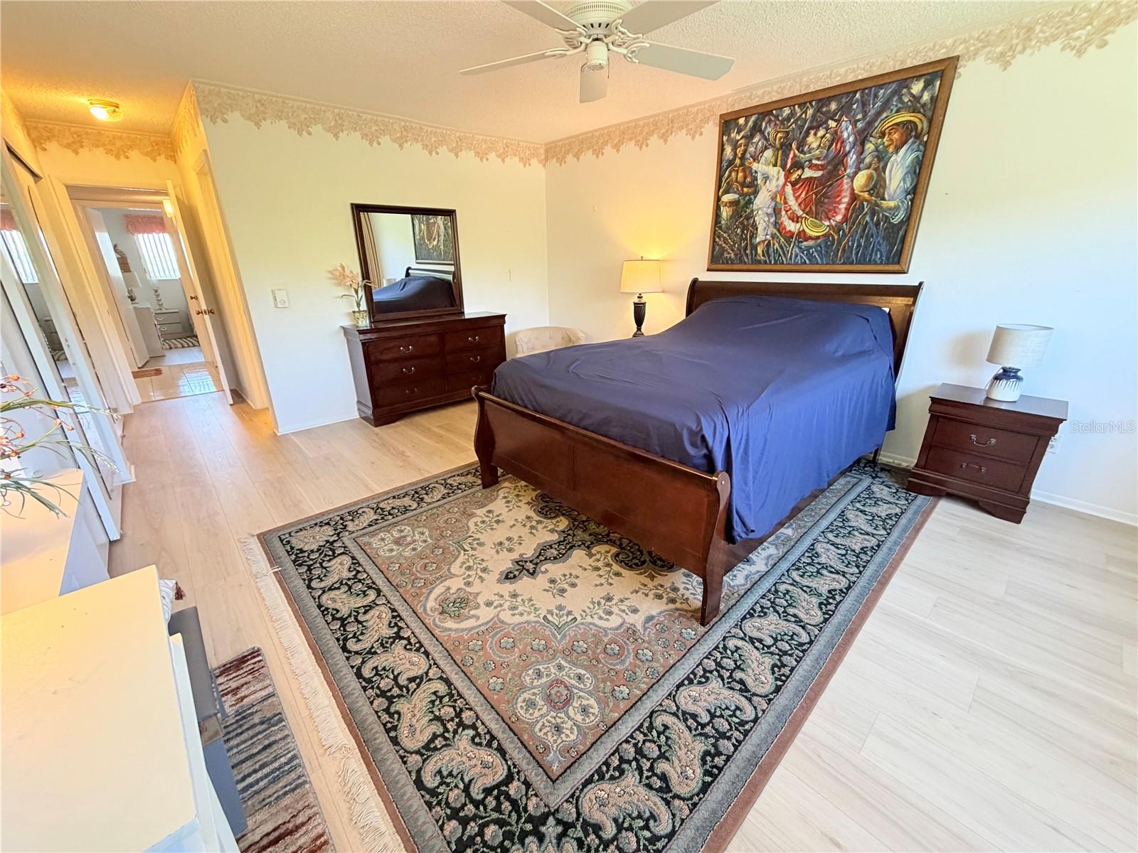 ON TOP OF THE WORLD - Residential Lease