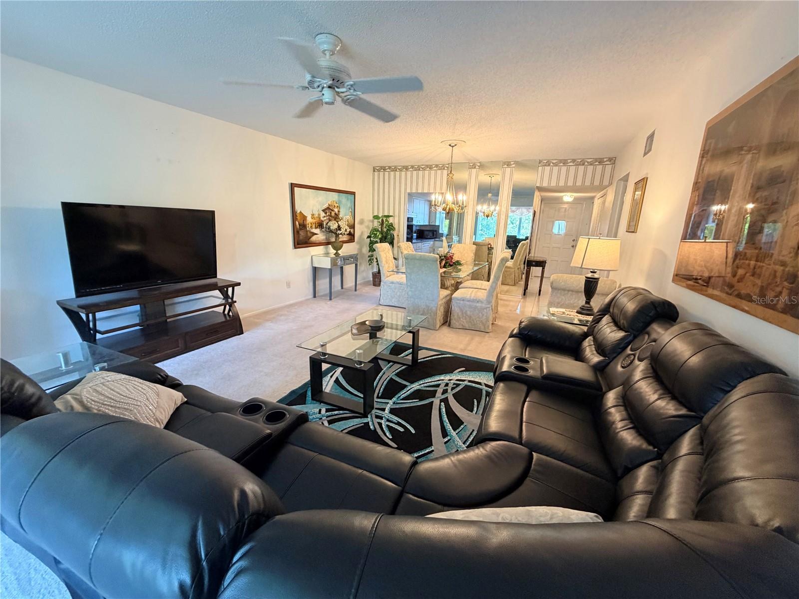 ON TOP OF THE WORLD - Residential Lease