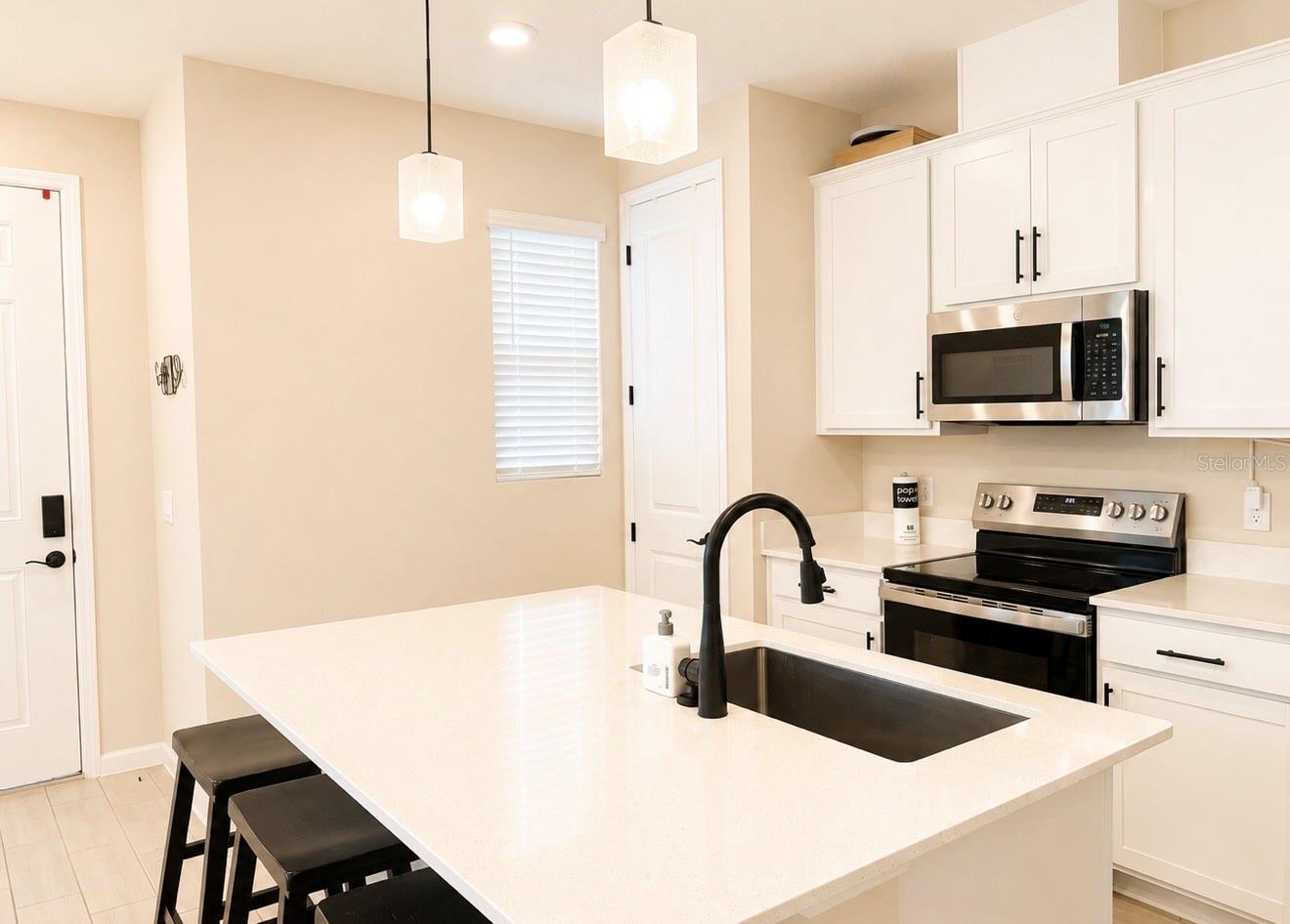SEASONS AT BIG SKY PH 1 - Residential Lease