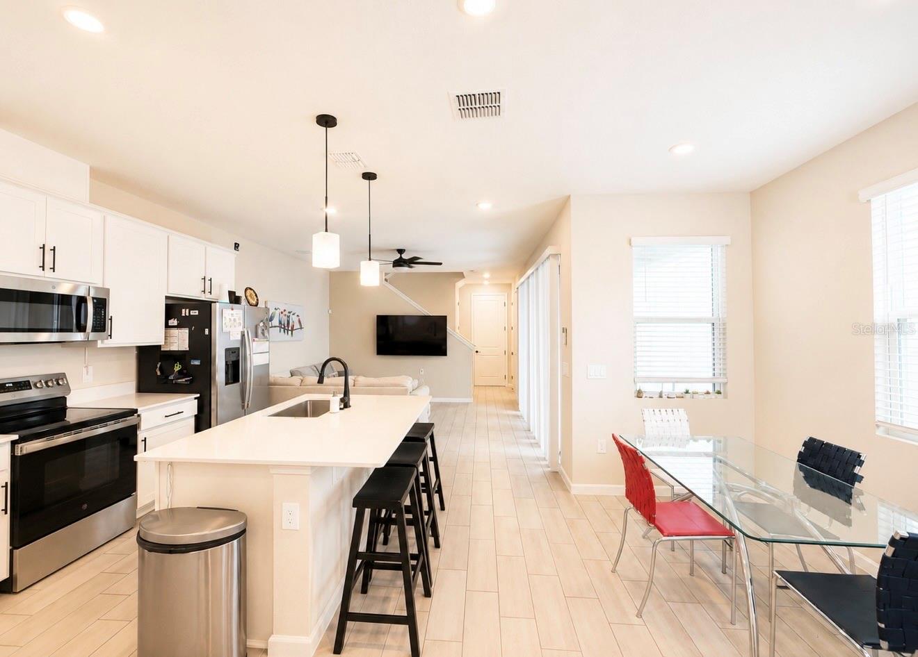 SEASONS AT BIG SKY PH 1 - Residential Lease