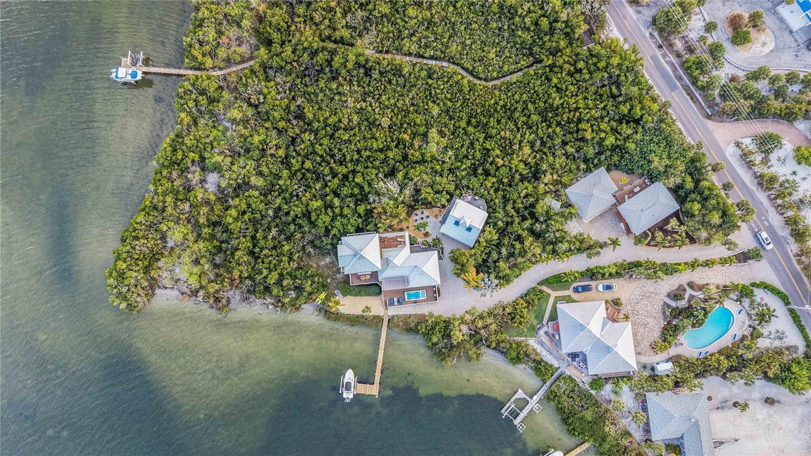 0000 - NOT PART OF A SUBDIVISION - Residential