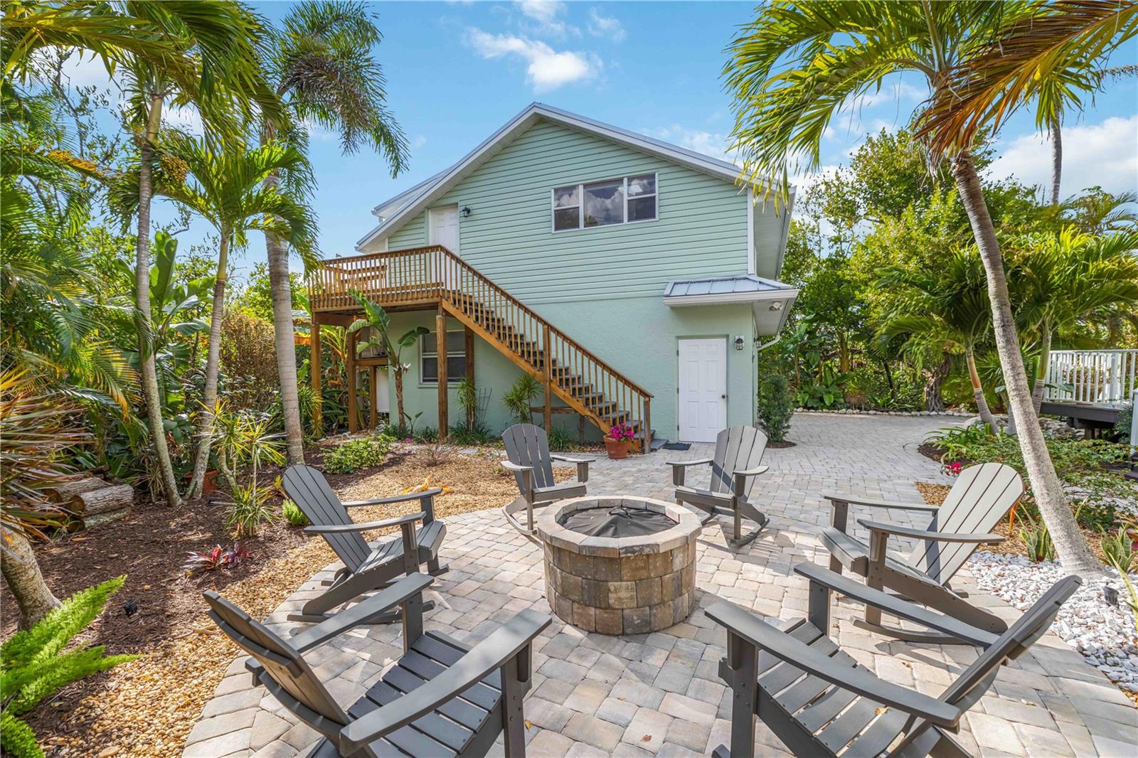 0000 - NOT PART OF A SUBDIVISION - Residential