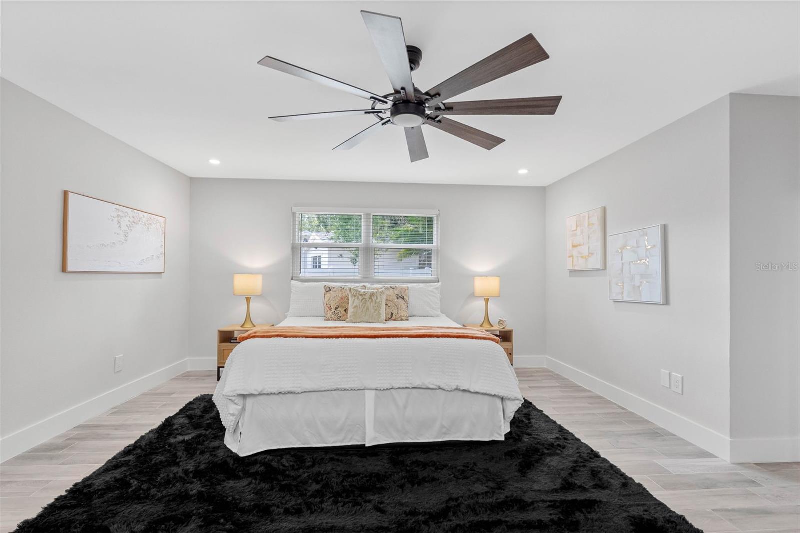 ARVIS CIRCLE - Residential