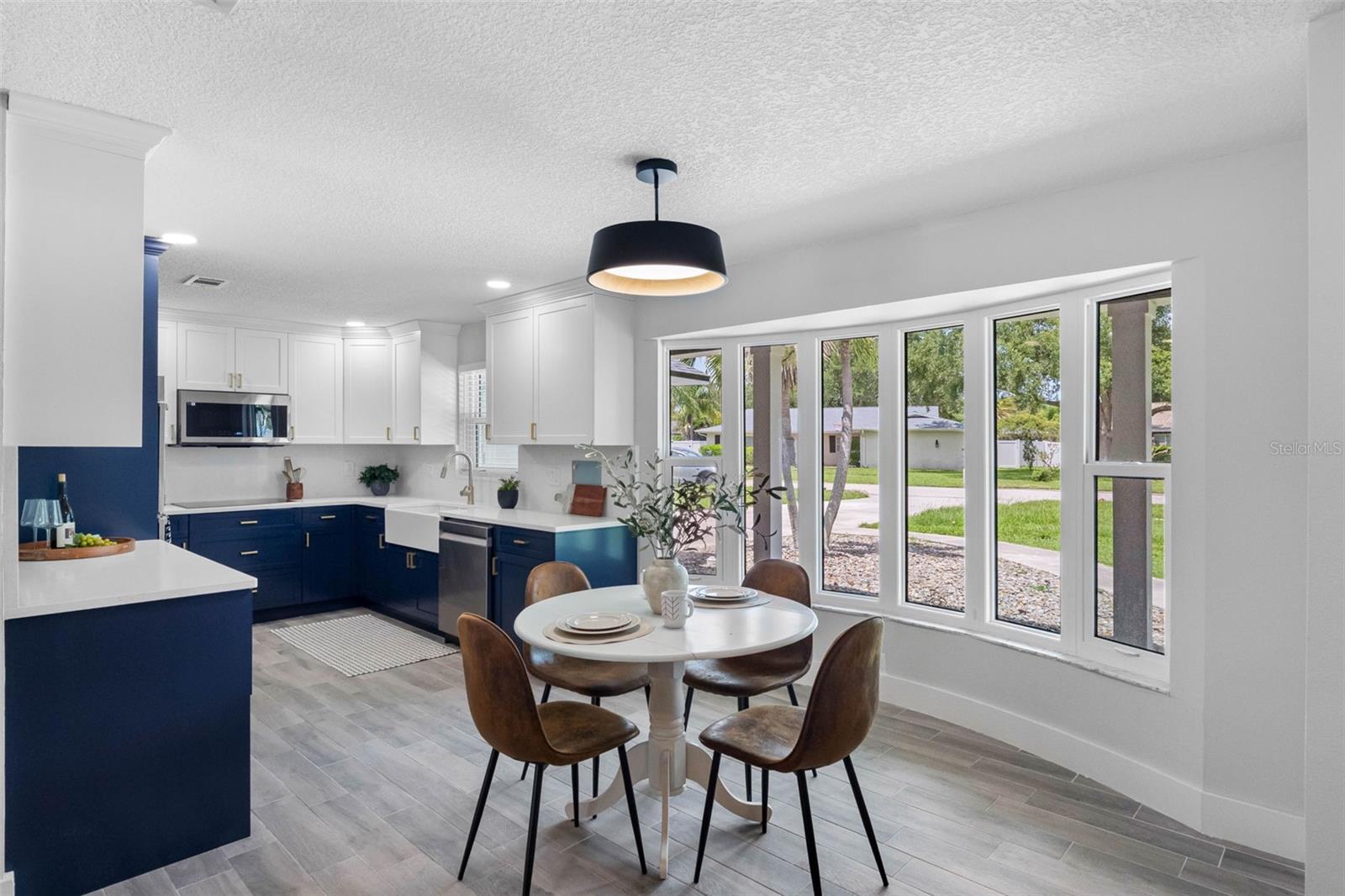 ARVIS CIRCLE - Residential