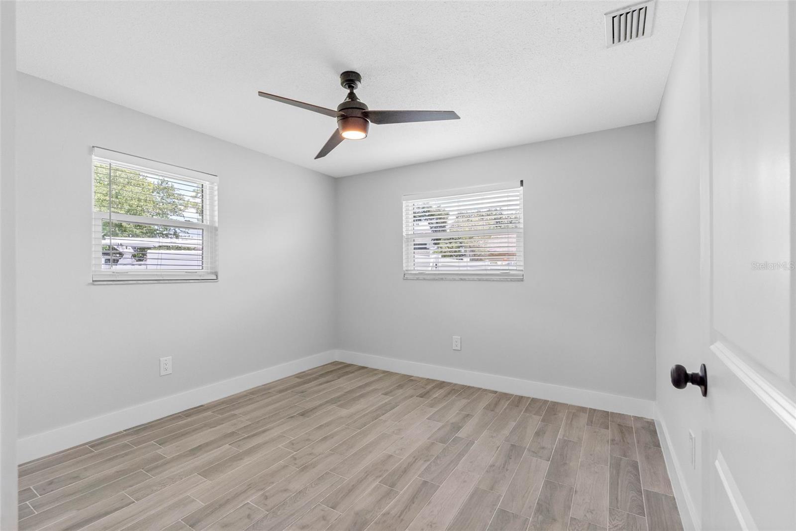 ARVIS CIRCLE - Residential