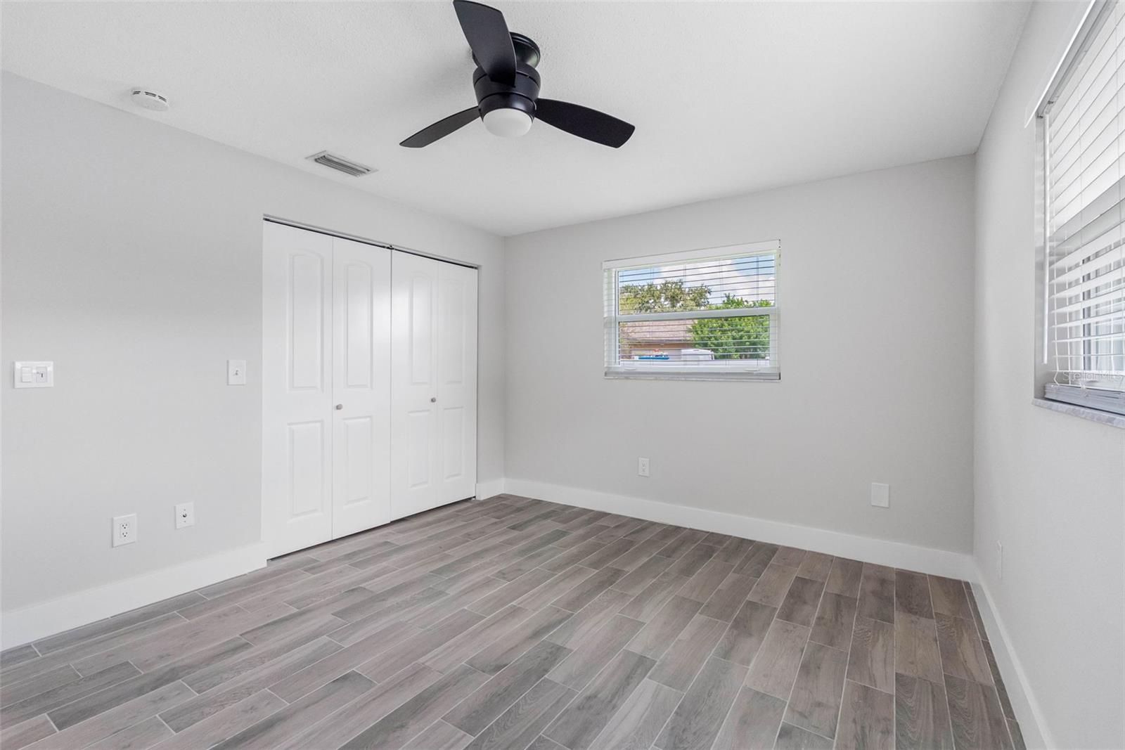 ARVIS CIRCLE - Residential