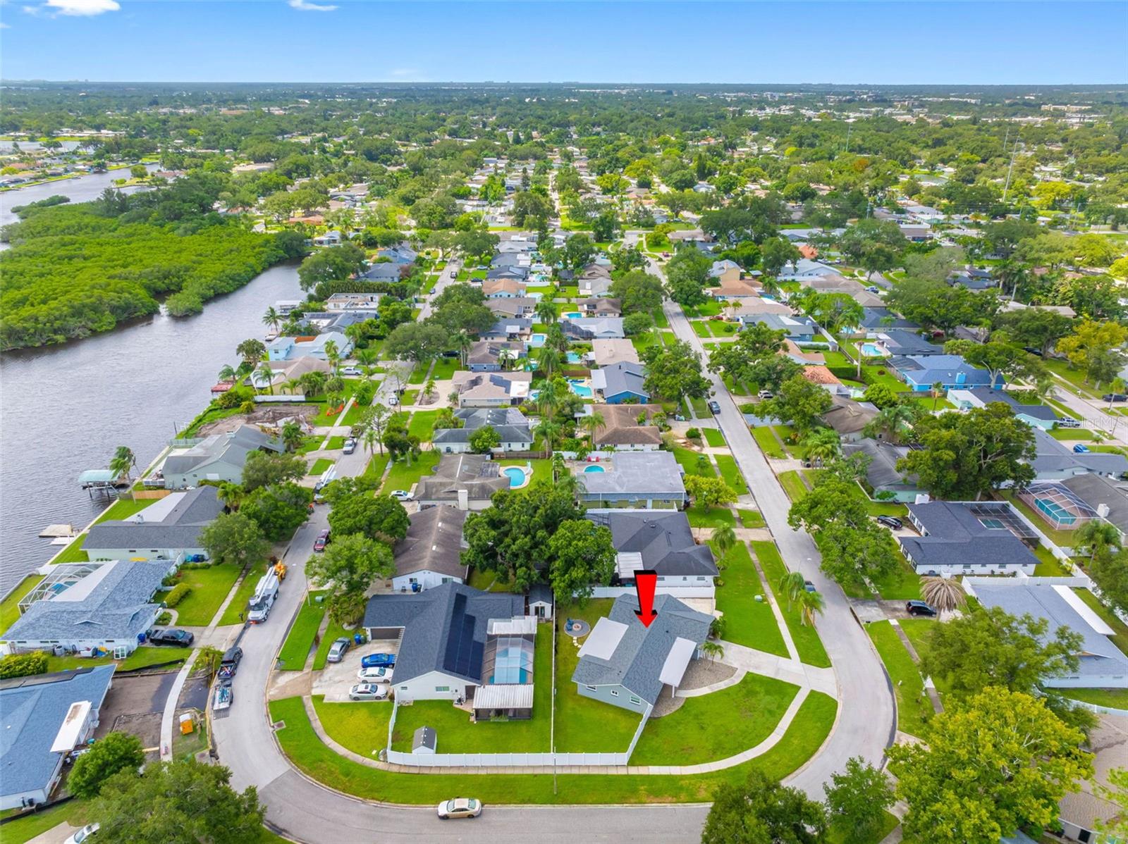 ARVIS CIRCLE - Residential