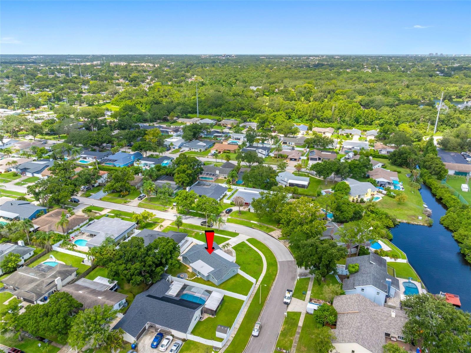 ARVIS CIRCLE - Residential