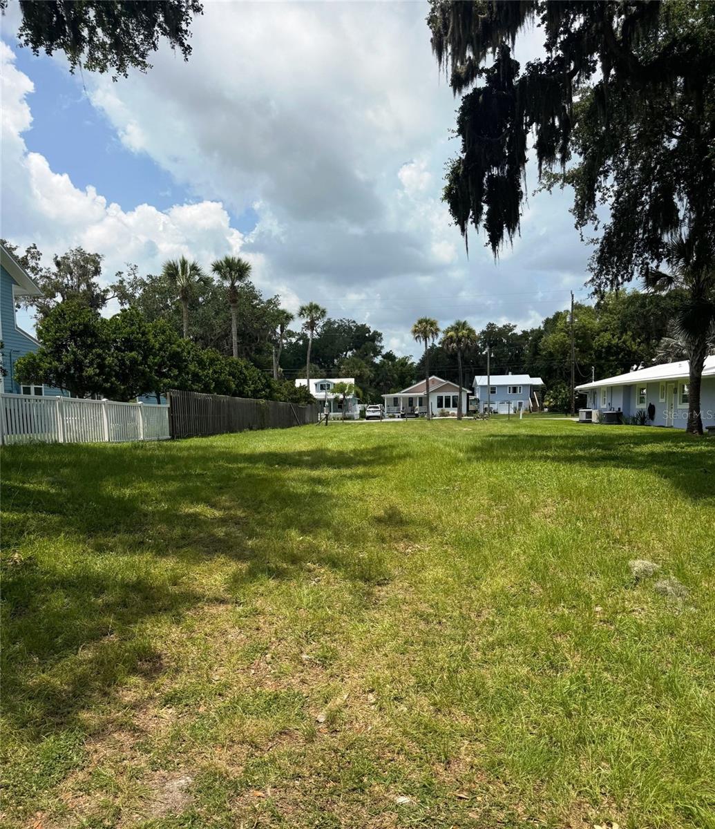 BOUCHELLES PALM GROVE BLK 07 DAUGHERTYS NEW SMYRNA - Land