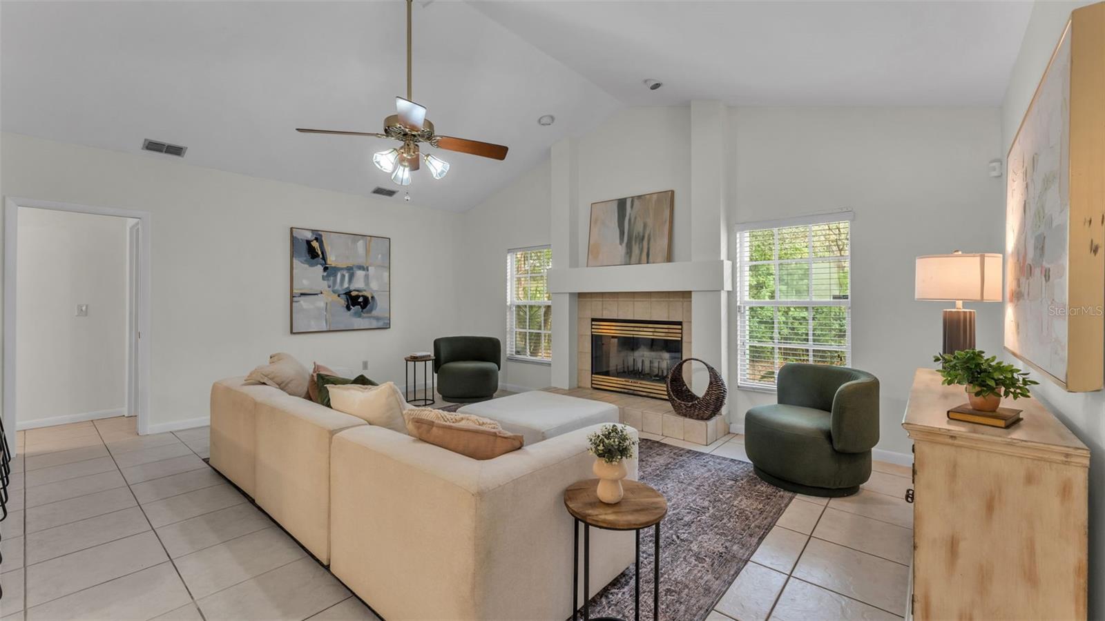 ENGLELAKE - Residential Lease