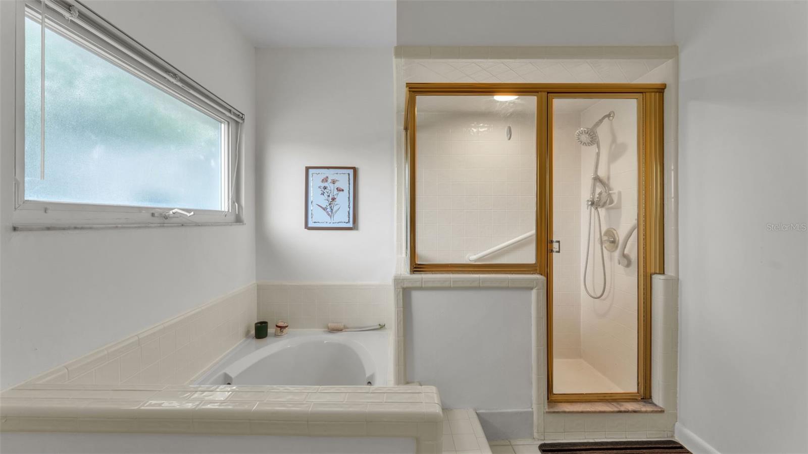 ENGLELAKE - Residential Lease