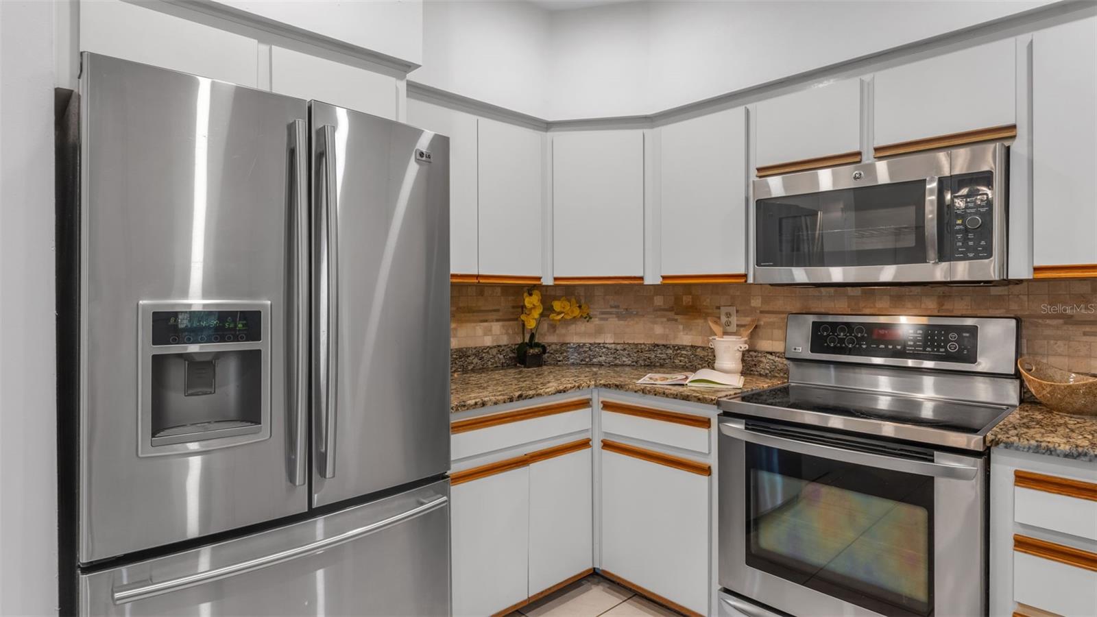 ENGLELAKE - Residential Lease