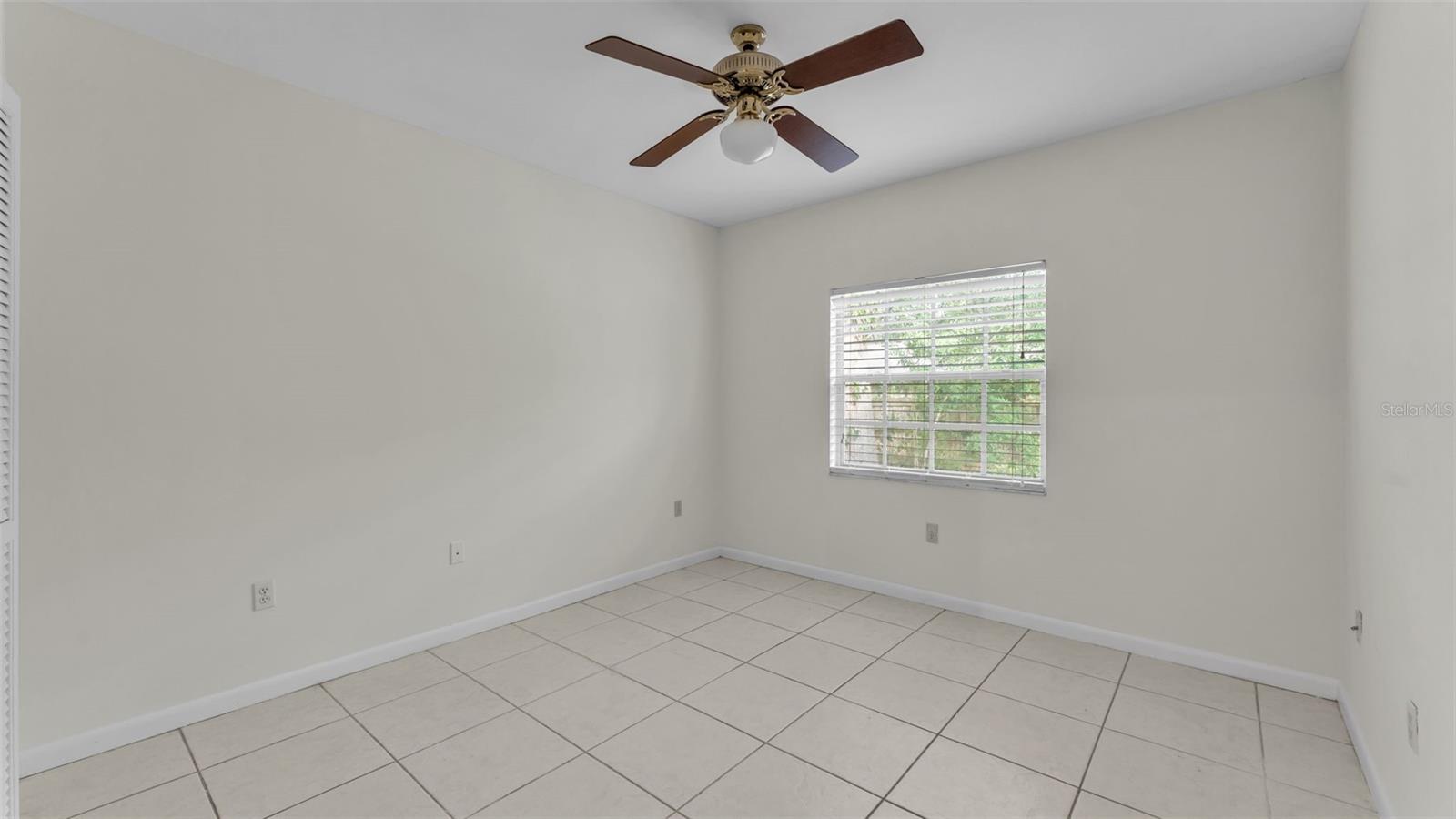 ENGLELAKE - Residential Lease