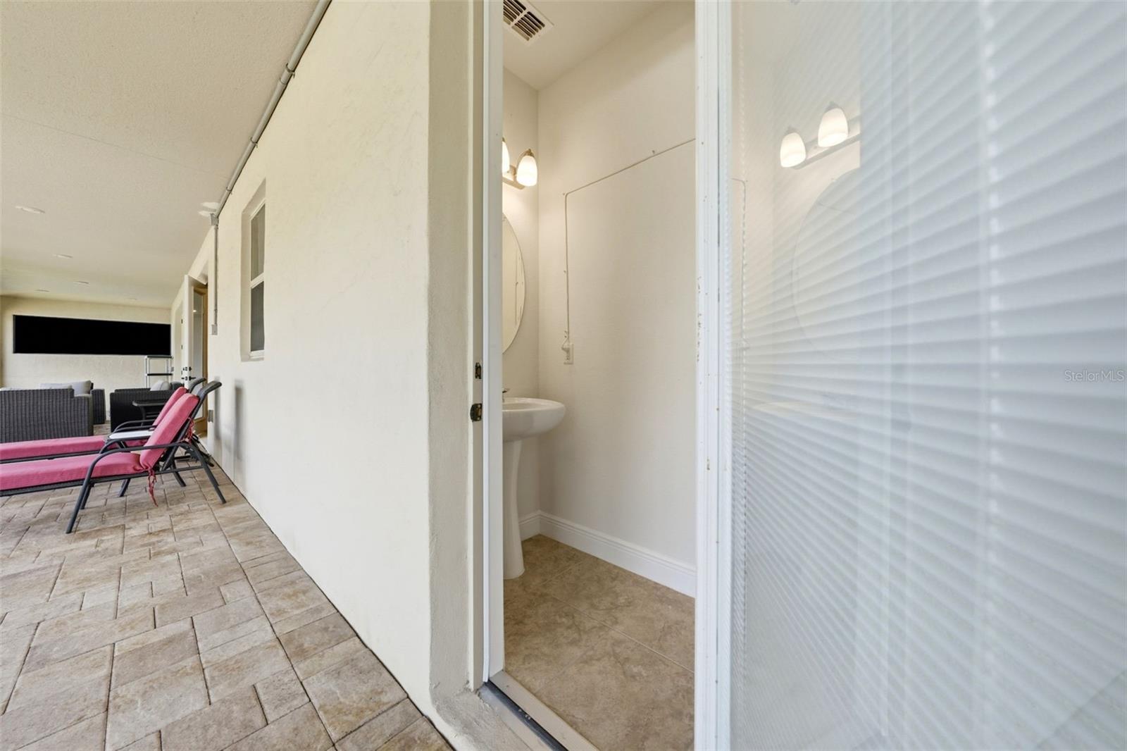 ESTATES/PARKSIDE - Residential