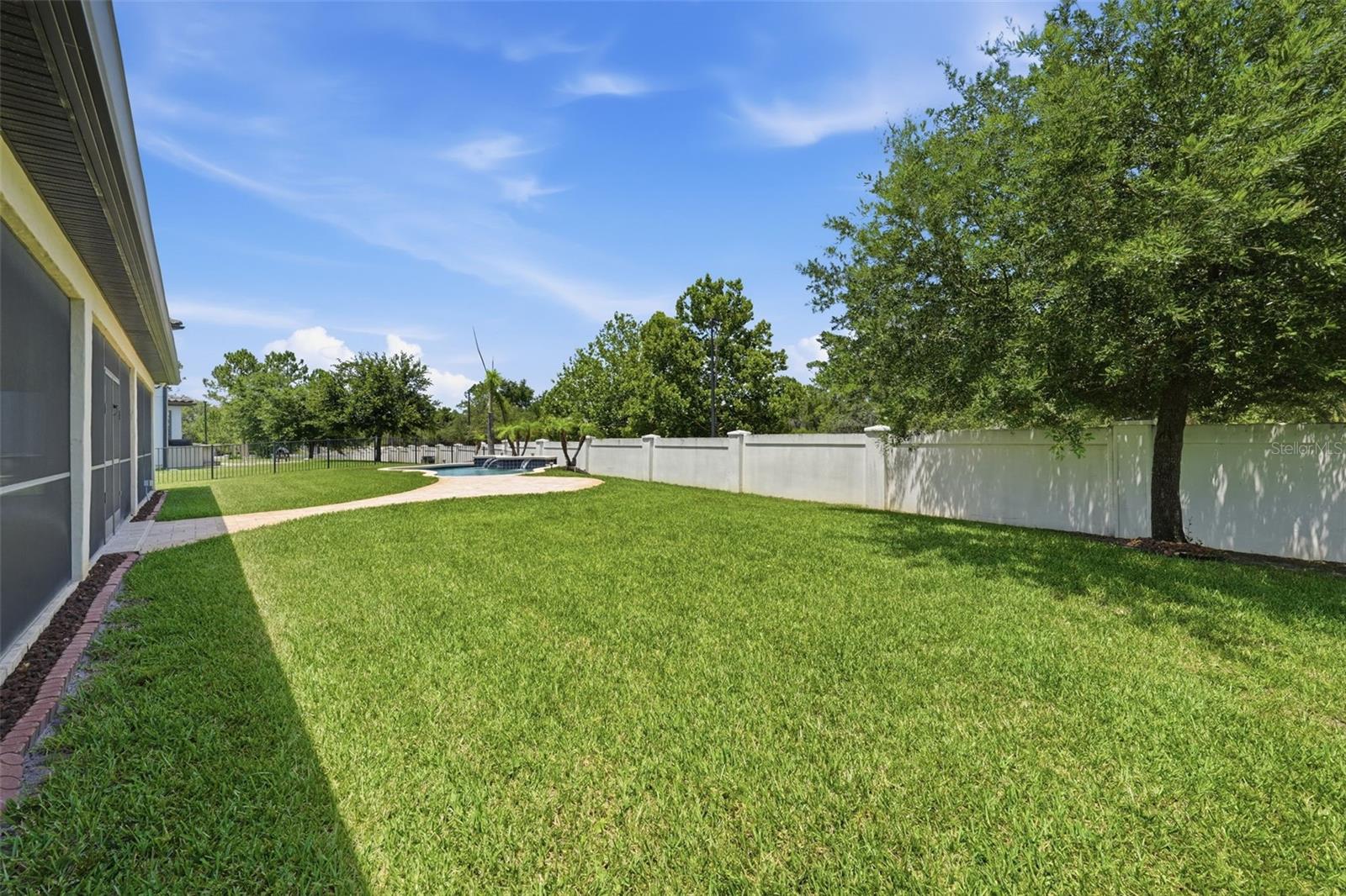 ESTATES/PARKSIDE - Residential