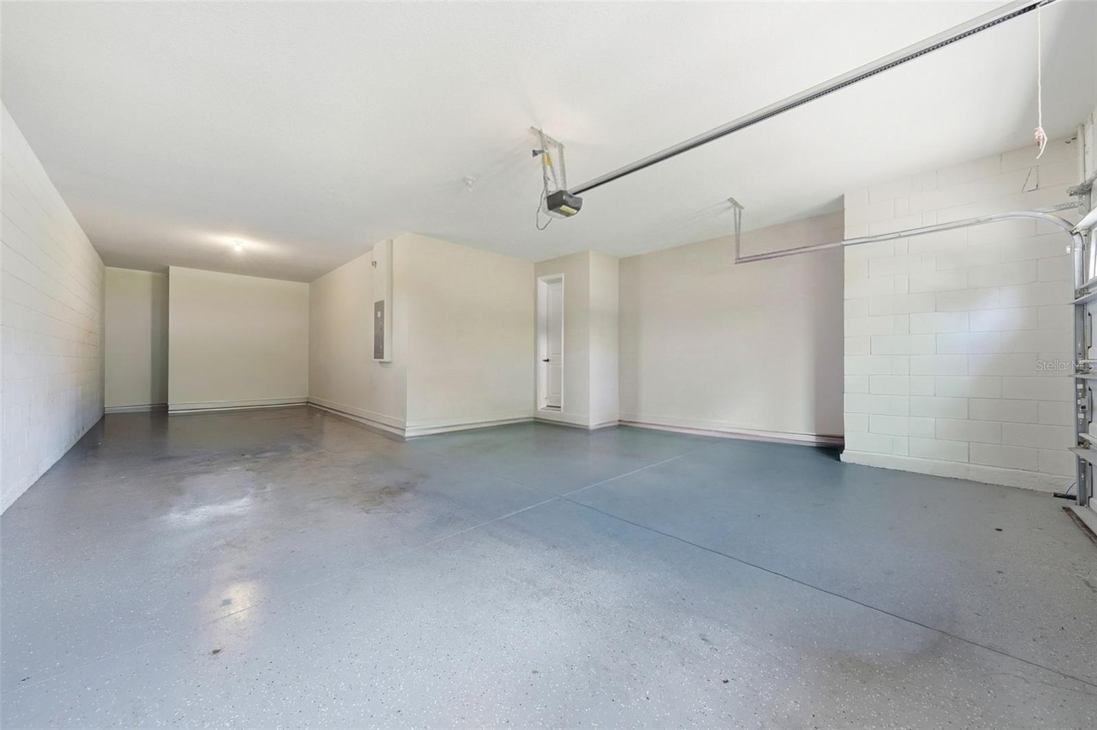 ESTATES/PARKSIDE - Residential