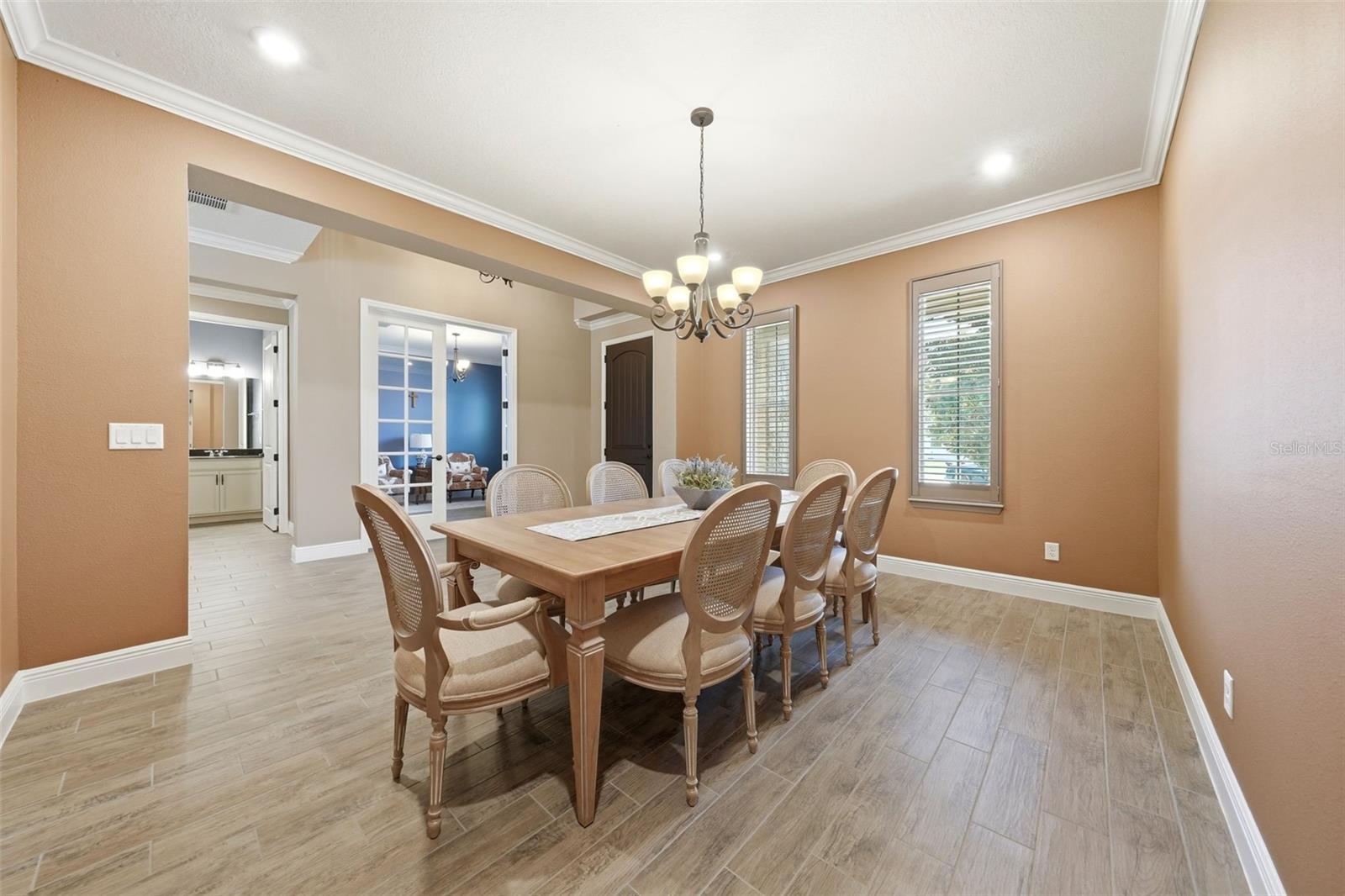 ESTATES/PARKSIDE - Residential