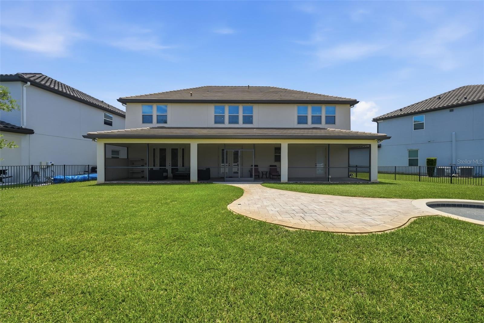 ESTATES/PARKSIDE - Residential
