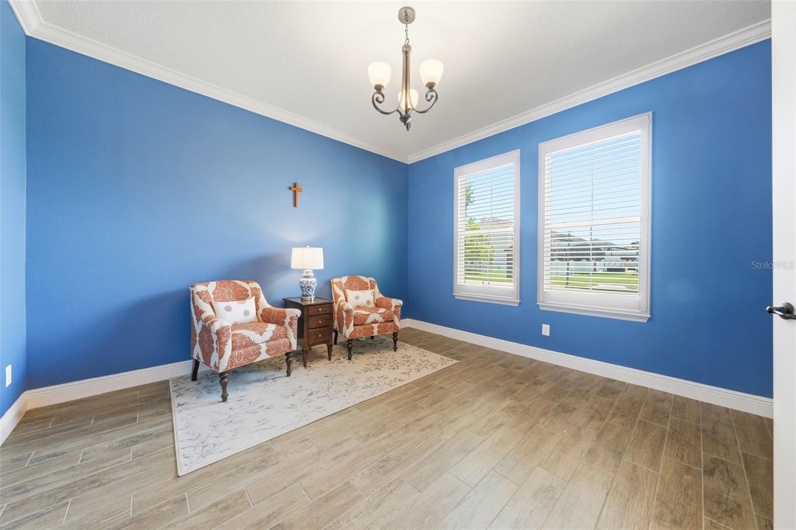 ESTATES/PARKSIDE - Residential
