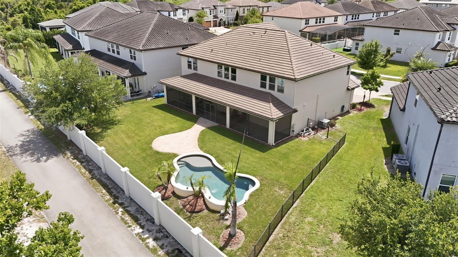 ESTATES/PARKSIDE - Residential