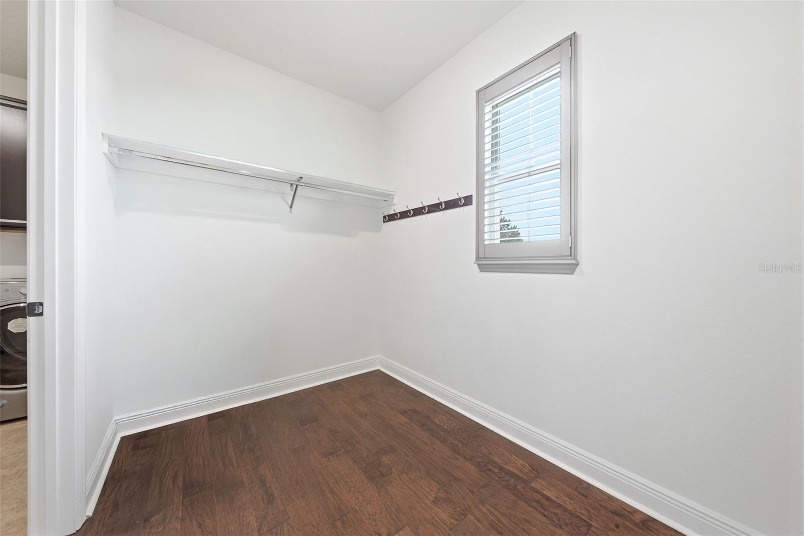 ESTATES/PARKSIDE - Residential