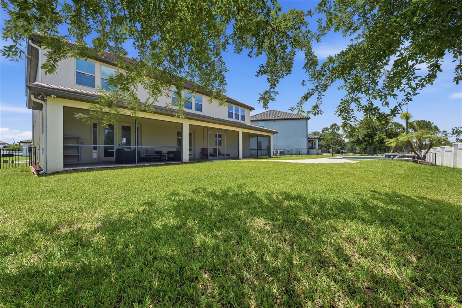 ESTATES/PARKSIDE - Residential