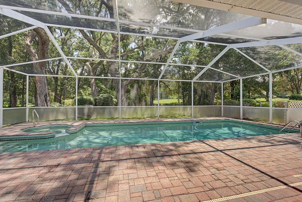 FAIRWAY ESTATES OF RAINBOW SPRINGS - Residential
