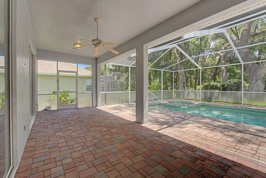 FAIRWAY ESTATES OF RAINBOW SPRINGS - Residential